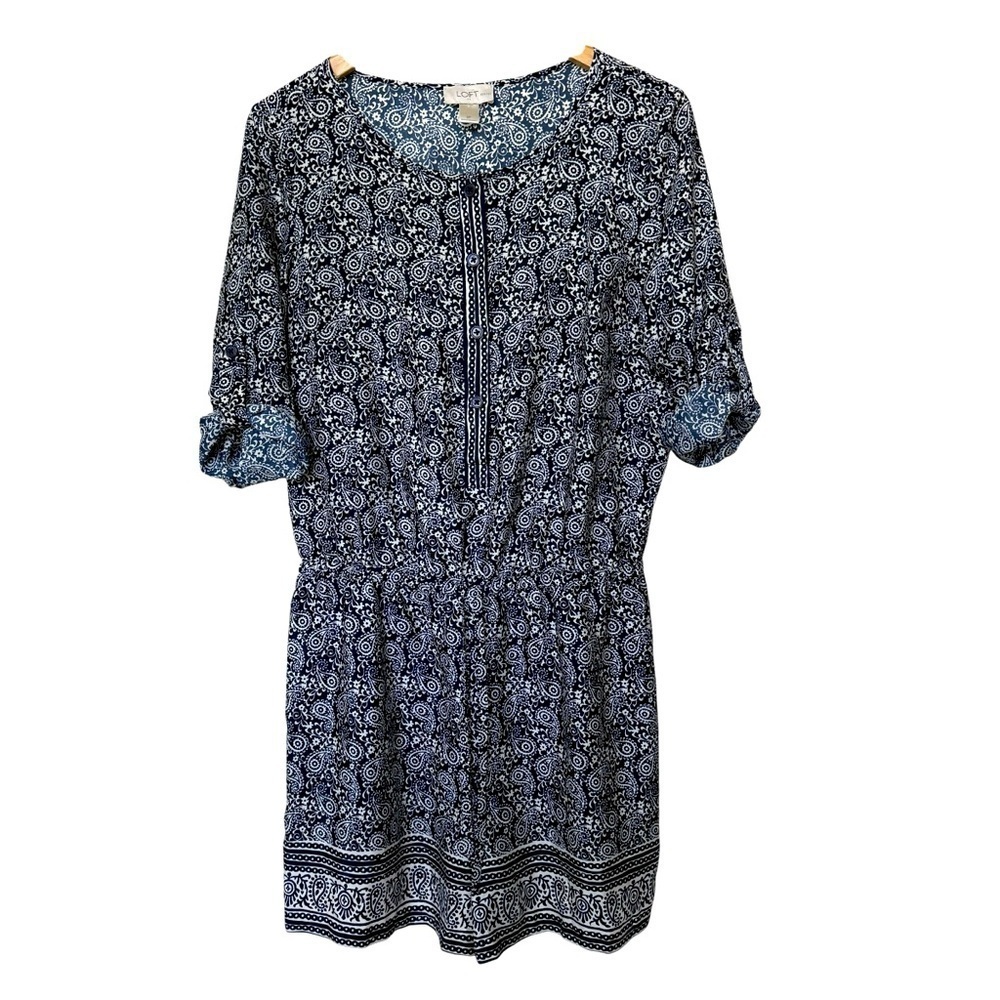 Ann Taylor LOFT Petite Paisley Navy Romper V-Neck Size 8 Casual Roll Tab Sleeve